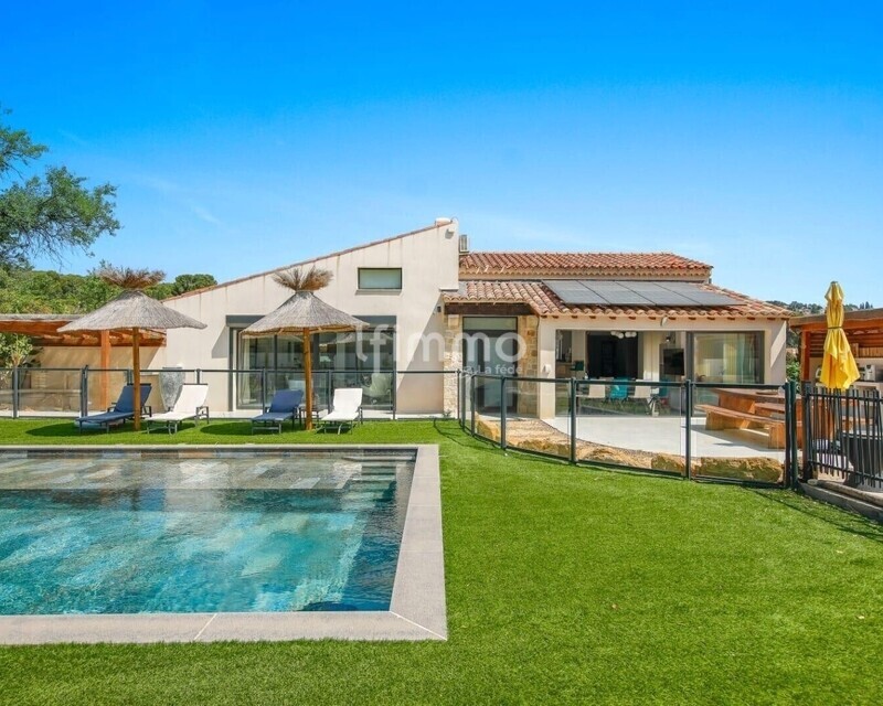 La Cadière d'Azur 83740 / Maison / Terrain / Piscine / Garage - Phd2