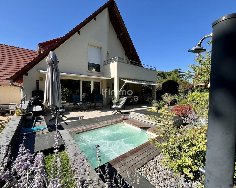 Maison d'exception de 231m² 8 Pièces sur 8 ares 68 - C697849d-4e6d-42b7-a403-4d5aa6ef9552