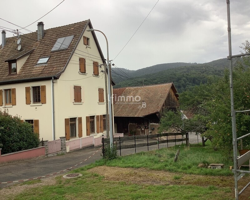 Ensemble immobilier. - 6a055b60-cdeb-4eb5-b8ec-dc2289cc5ff0