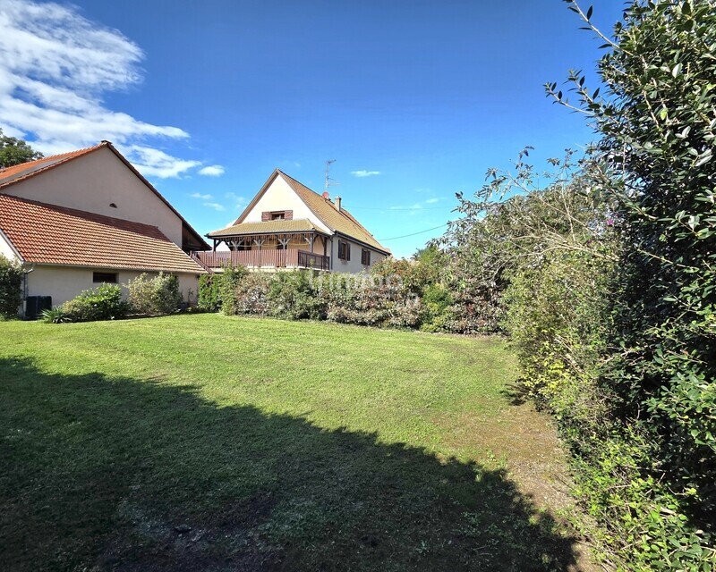  Maison  195 m² avec dépendance sur 800 M² de terrain - 20250910 155632