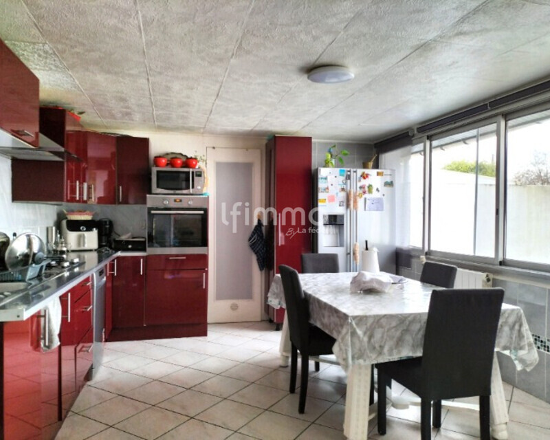 Maison familiale 4 chambres avec jardin - Img20251210145631