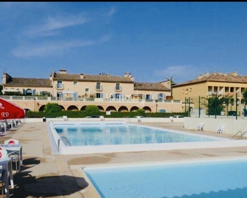 Famille & loisirs : maison avec jardin, piscine, tennis & commerces - Img 2259