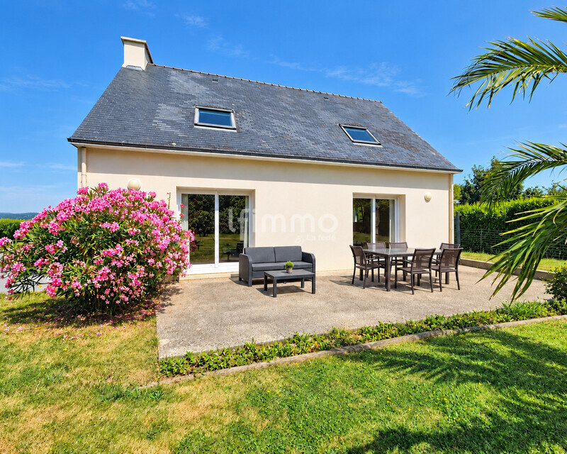 Maison de 6 pièces, 150 m² à Cast (29150) - Maison moderne au jardin tropical