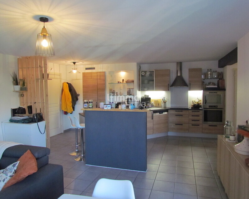 F3 avec ascenseur, balcon, garage et parking souterrain - Img 3439