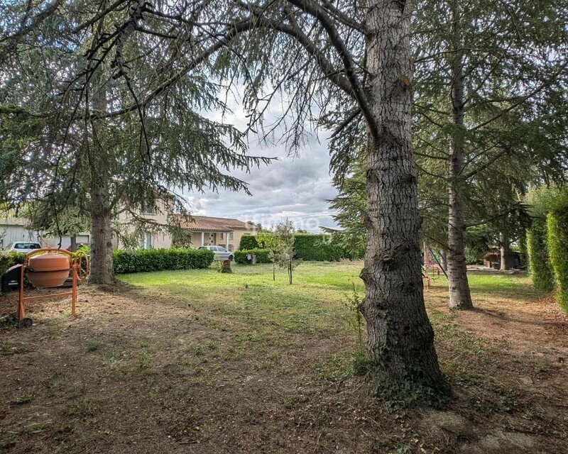 Maison 5 chambres avec Piscine, Terrain de 2000 m²  - Unknown-471