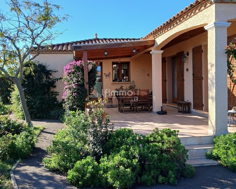 Villa T5 de plain pied avec terrain de 1379 M2  - 20251122 112102