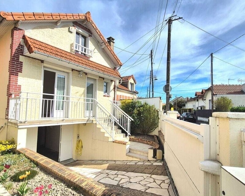 Maison Familiale 6 pièces - Quartier Tonkin - Af83d69e-5b52-4063-bbdb-e3744937f750