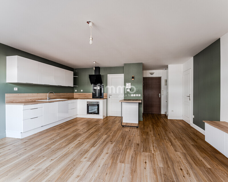 Appartement T2 bis 61 m2 cave parking « à saisir sur offre de prix » - 120-cours-desbieys-arcachon-7