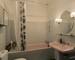 Propriété de caractère avec piscine et gîtes et garage - Salle de bain