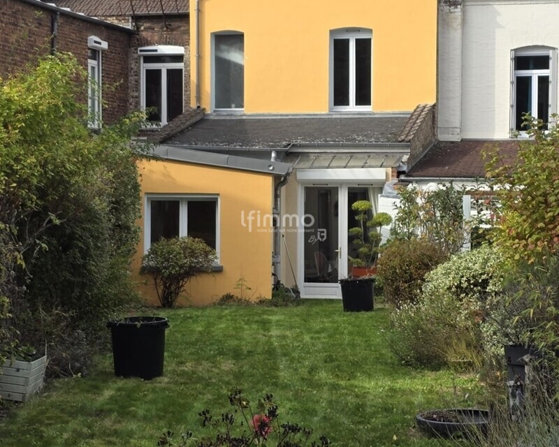 🏡 En exclusivité – Maison de ville à Arras, secteur très recherché ! - 6db47624-52c9-48e6-9b57-97b2c8ef22d1
