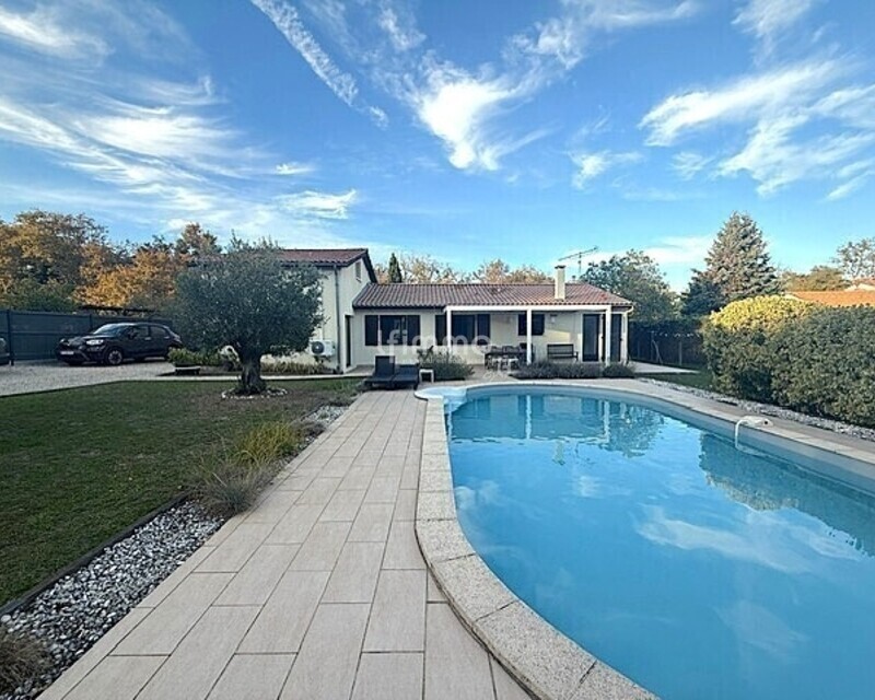 Maison avec piscine 6 pièces - Img 0992