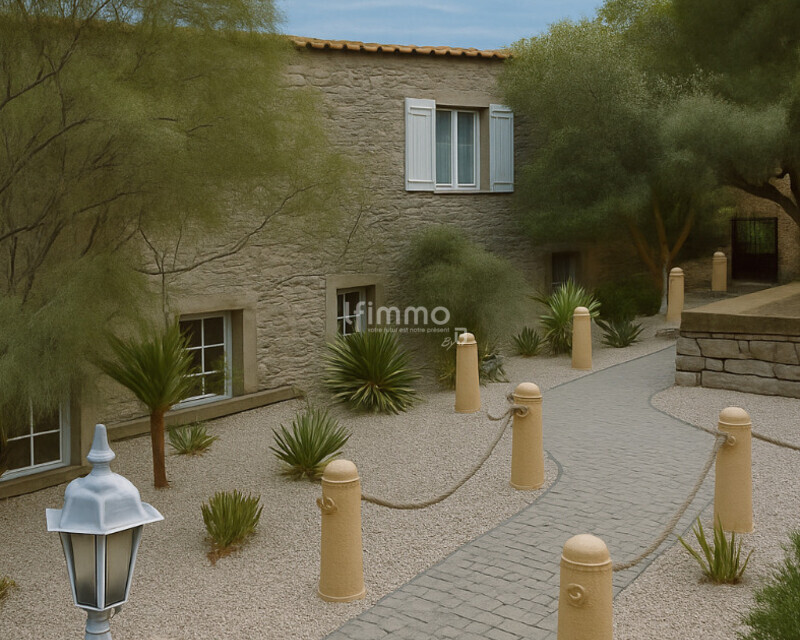 Ensemble immobilier en pierre avec logements  - Capture d écran 2025-10-10 à 16.55.46