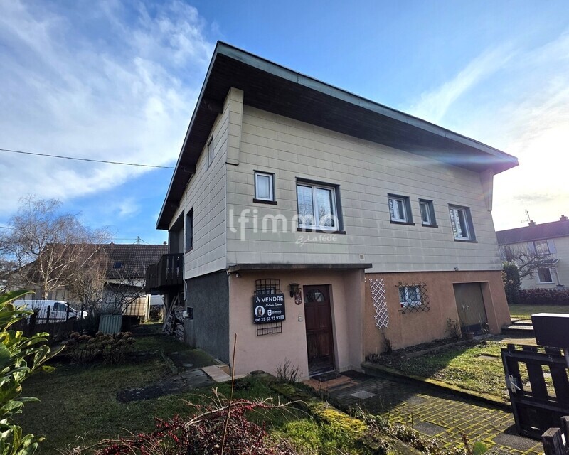 Charmante maison de plain-pied surélevé - 01