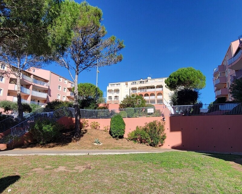 A vendre - Appartement 3 pièces à Fréjus centre ville. - 20251105 104654