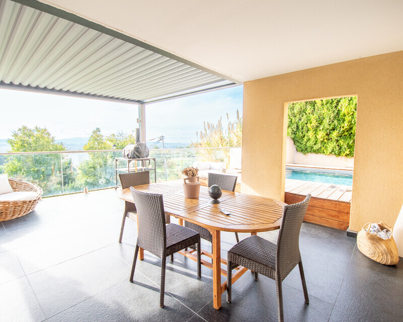 13013/ Bas de villa /Extérieur/Piscine privée - Dsc 8243