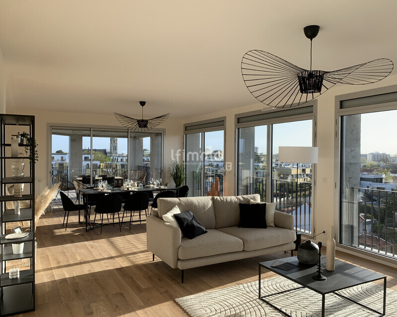 33200 Loft T4 de type New-Yorkais 125m2 - Capture d écran 2025-11-13 à 13.27.26