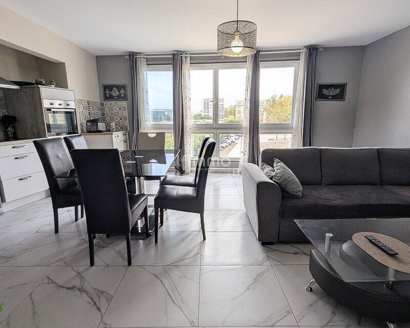 Antigone : T4 de 71 m² + Parking - Pxl 20251101 120833342 3