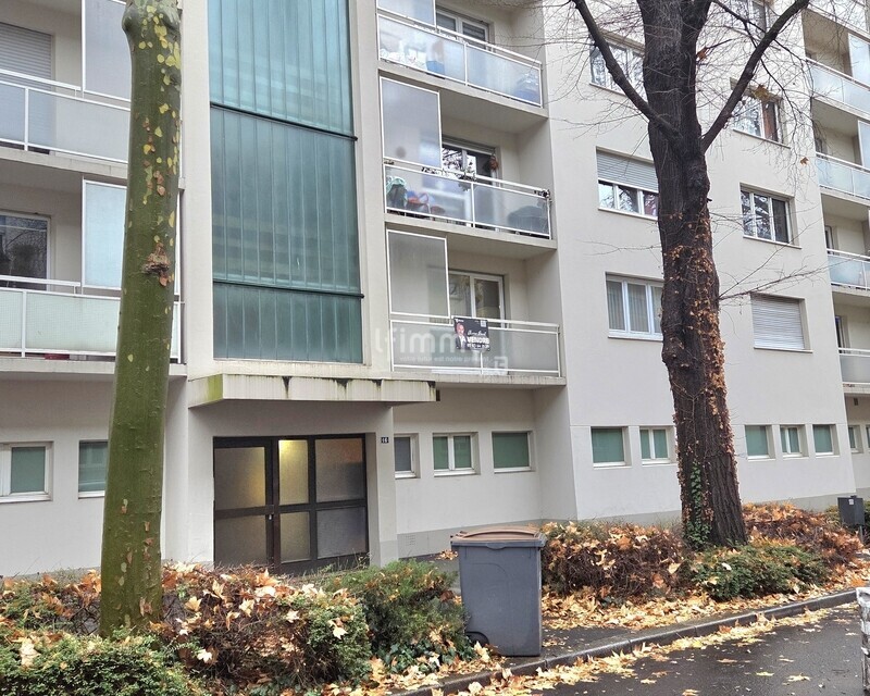 Appartement 2 pièces  58 m² Ascenseur, cave & parking privé  - 20251124 150802