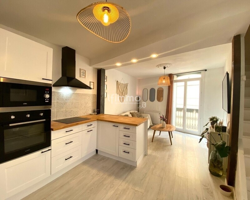 A louer T2 bis à l'année - 1e72ef1d-de47-4c92-89a2-2b2c8b7f6624