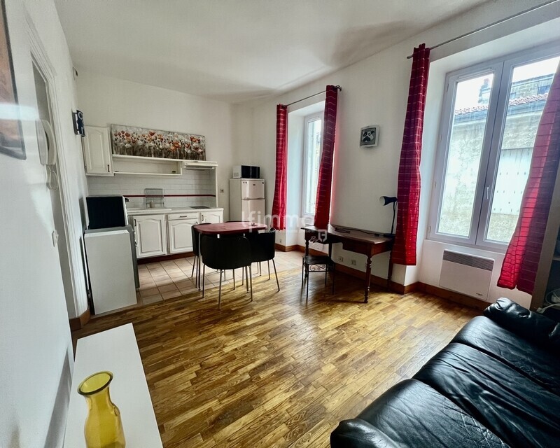 Appartement T2 hyper centre des chartrons - 33000 Bordeaux - Img 8218