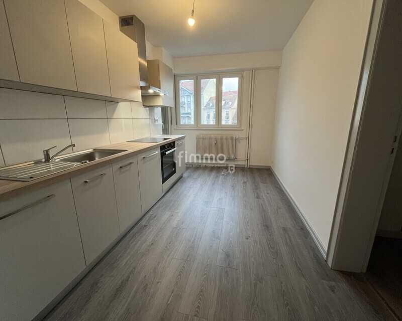 Appartement T4 97m2 avec garage - Img 3176