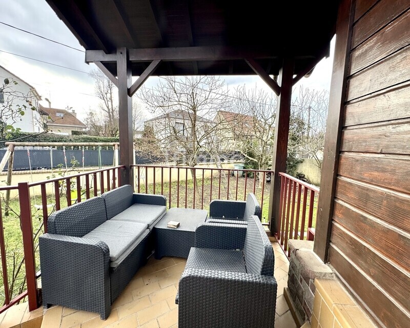 A vendre maison 7 pièces 198 m² Villiers Sur-Marne - Fullsizerender