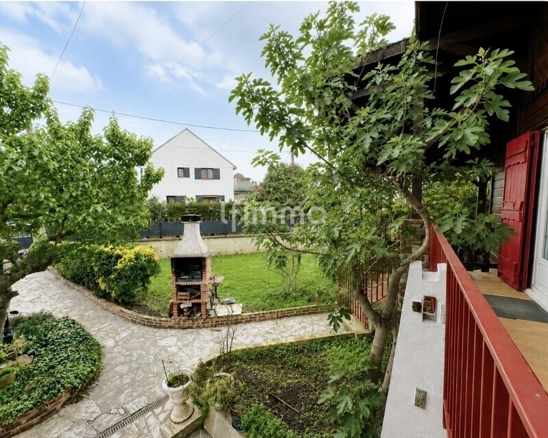 A vendre maison 7 pièces 198 m² Villiers Sur-Marne - Img 6016