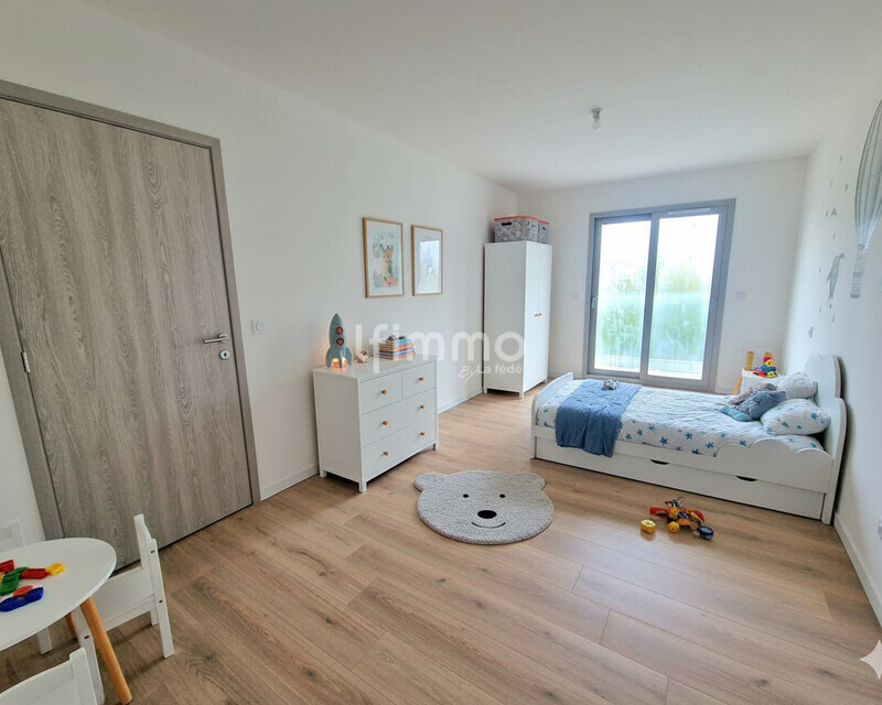 Villa t4 neuve avec jardin 179m² - 33670 Créon - Chambre - 16m2