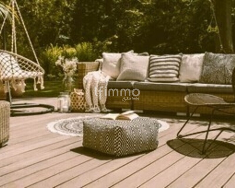 Ensemble immobilier - Patio en rotin