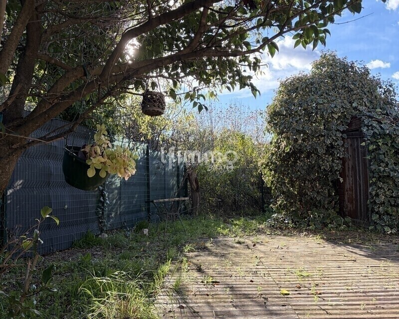 Maison de 105m2 à rénover sur sa parcelle de 500m2 - St Menet 13011 - Img 7267