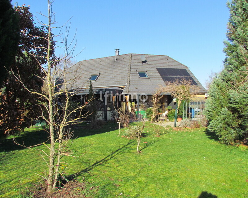 Maison 7 pièces sur 8,27 ares - Img 3911 - copie