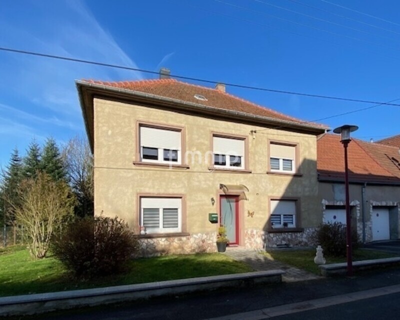 Maison semi mitoyenne côté garage  - Façade knoepfly côté maison