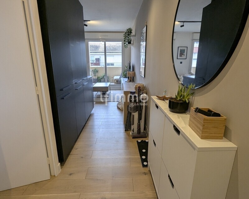 Rives du Lez - T2 rénové avec Terrasse et Parking - Pxl 20260116 103412969