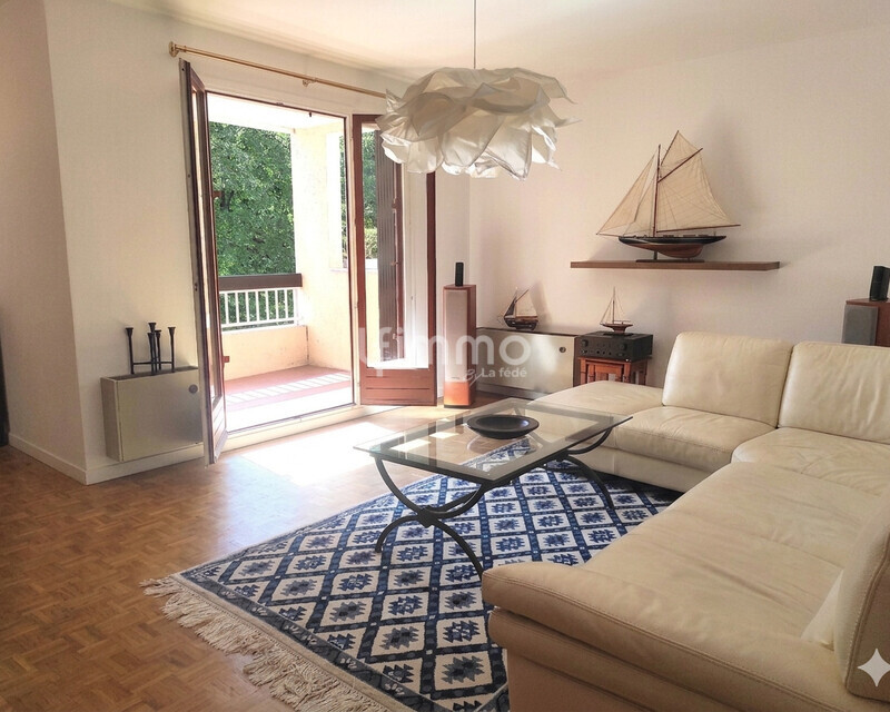  T5 de 109 m² 3/4 ch. 5 mn à pied du village  - Séjour t5 jc