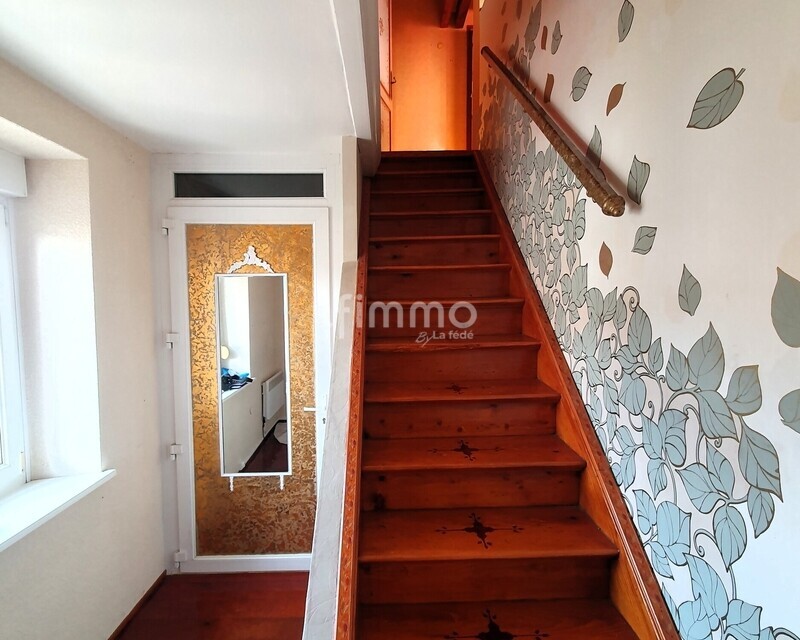 Beau duplex atypique cathédrale - 1 entrée