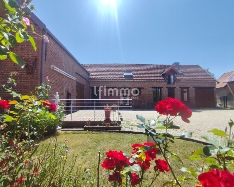 Corps de ferme rénover de 217m² sur un terrain de 1400m² - Img 20260729 122029