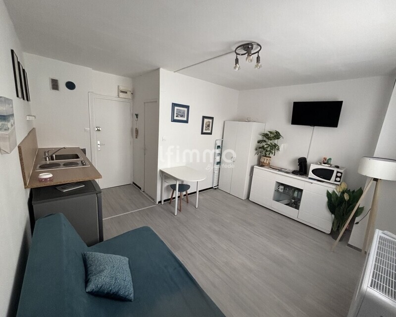 Studio meublé 17m² Dernier étage –Bord de mer à Canet-en-Roussillon - Img 0376