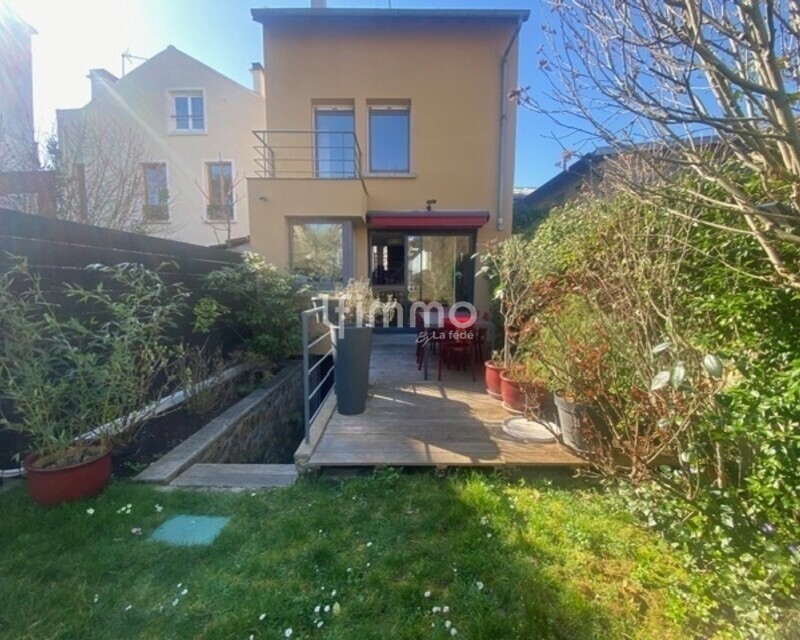 Maison familiale atypique quartier des Vizelets - Ar maison 2