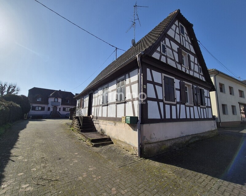 Ensemble de deux maisons à Niederlauterbach.  - 20260227 104445