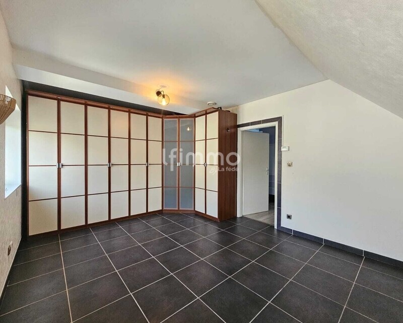 Appartement F3 avec terrasse en attique - Chambre 2