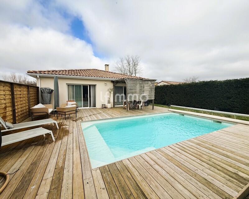 Maison contemporaine avec piscine - Img 3314