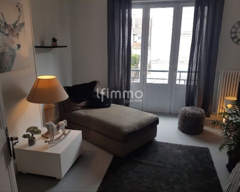 Bel appartement proche centre d'Epinal - Salon 1