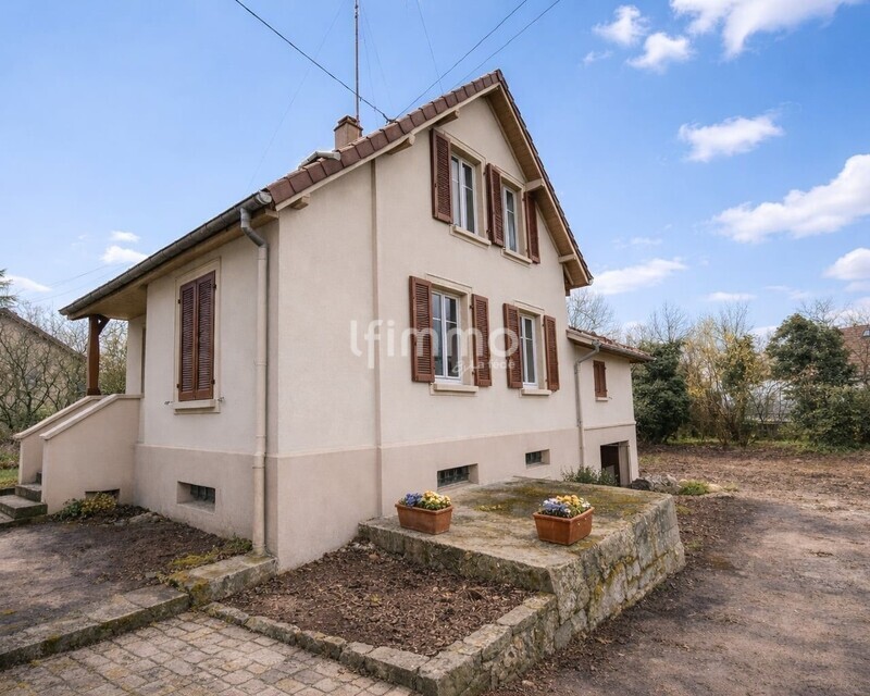 Maison à rénover avec terrain constructible à Zillisheim - Img-20260309-wa0000