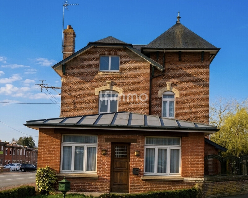 Maison avec grandes dépendance  - Img 20260306 151203