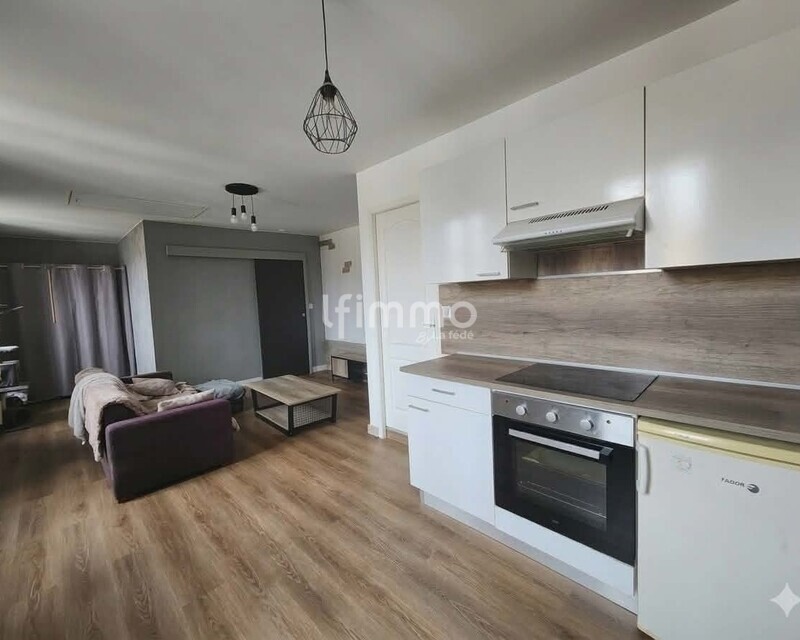 Immeuble rénové – Centre-ville à pied – Rentabilité 7 % - A081ef93-39e4-411d-bc2e-53ec2f884bdd