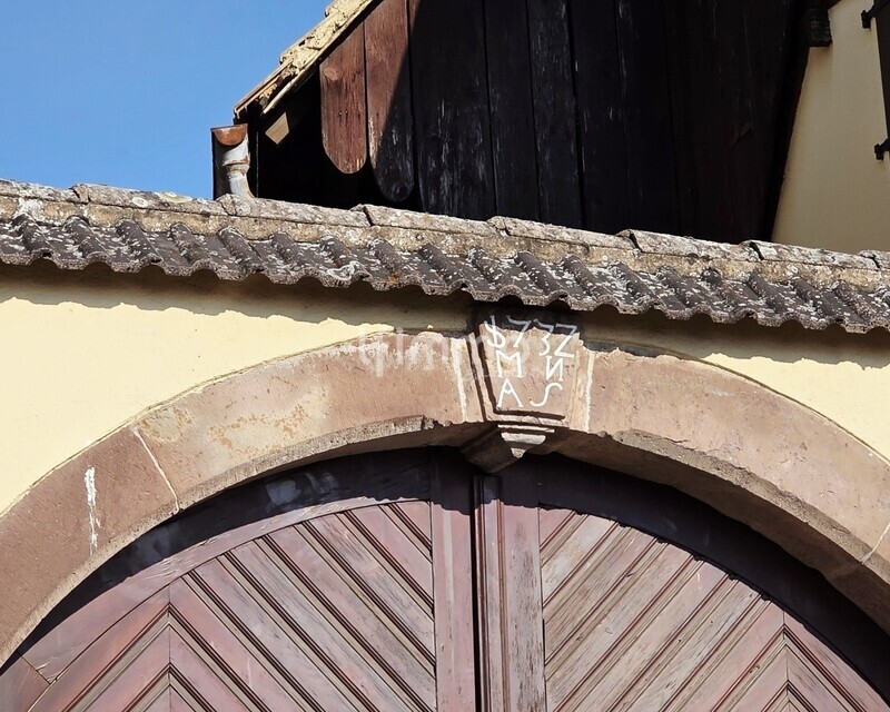 Maison familiale 161 m², cour privative et dépendances. - 20260319 100345