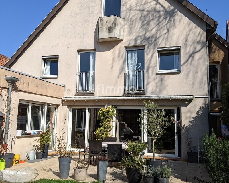 Ensemble Immobilier 11 pièces 285 m² - Pxl 20260318 103317858