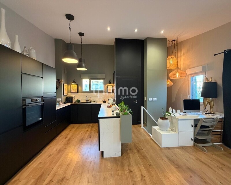 Appartement T4 duplex - F2812d48-1a25-43e2-b799-bfa8a554a92e