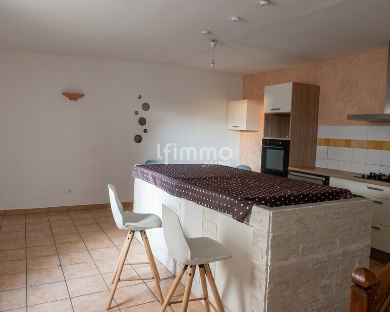 Maison de village+ terrasse + dépendance 75 m² à rénover. - Img 20260407 082446