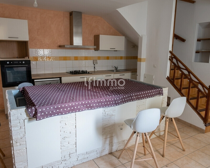 Maison de village dpe  C , 95 m² + dépendance 75 m²  - Img 20260407 082422